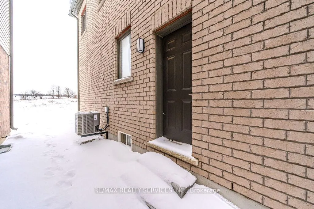 Photo 45 of 141 Leslie Davis Street, North Dumfries, Ayr — HOMEH