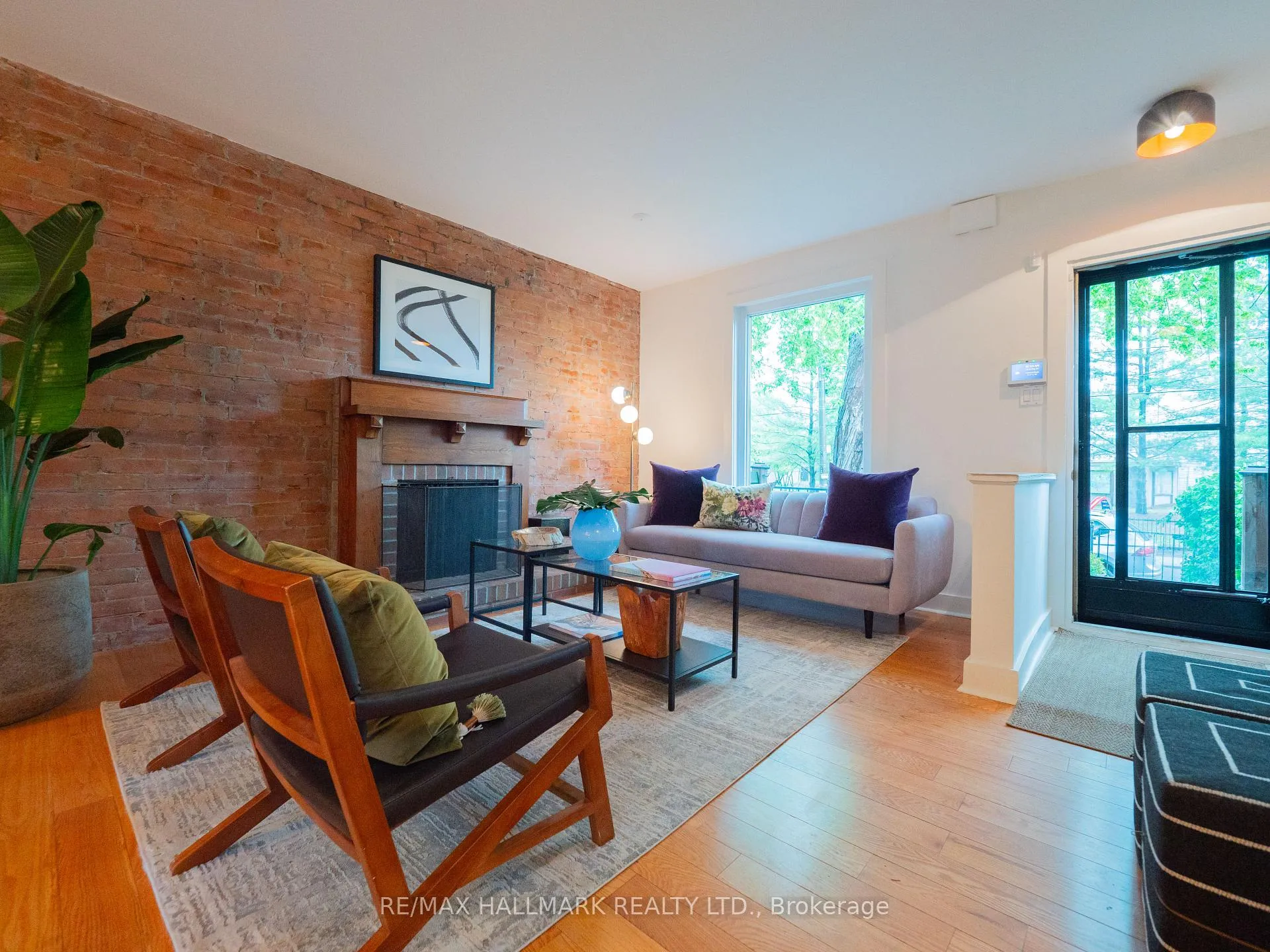 Photo 5 of 77 McGee Street, Toronto, South Riverdale — HOMEH