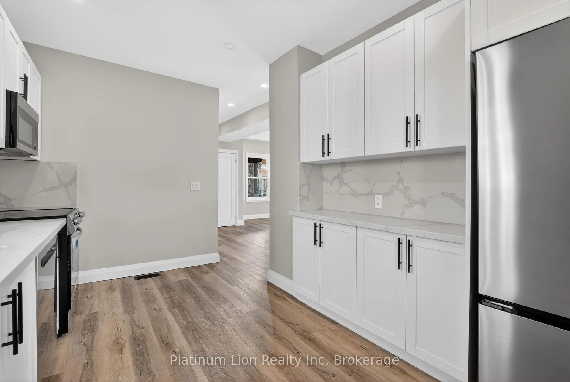 Photo 21 of 20 Avenue Place, Welland, Welland Downtown — HOMEH