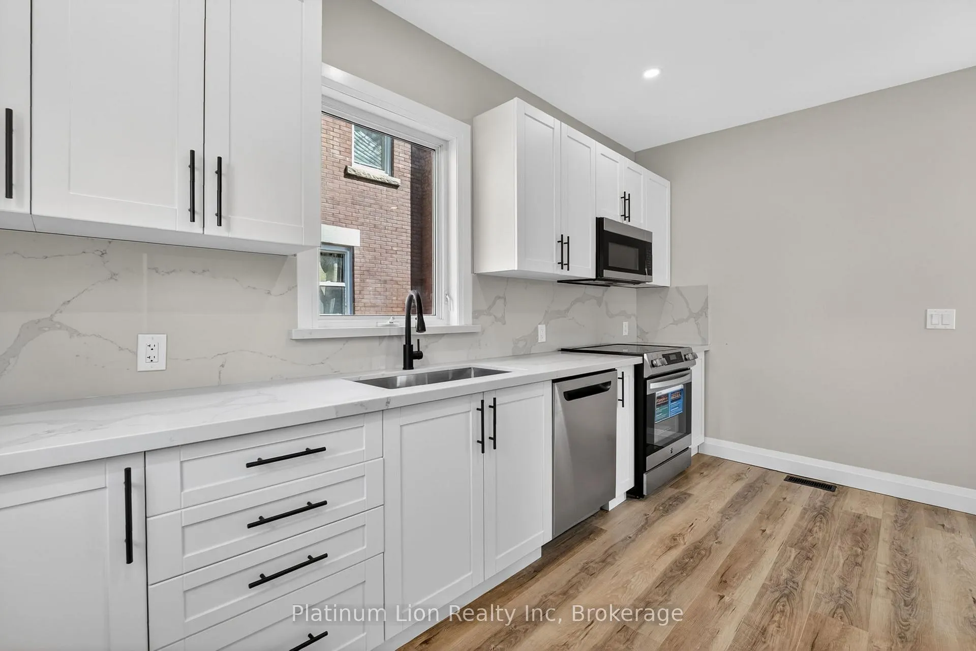 Photo 22 of 20 Avenue Place, Welland, Welland Downtown — HOMEH