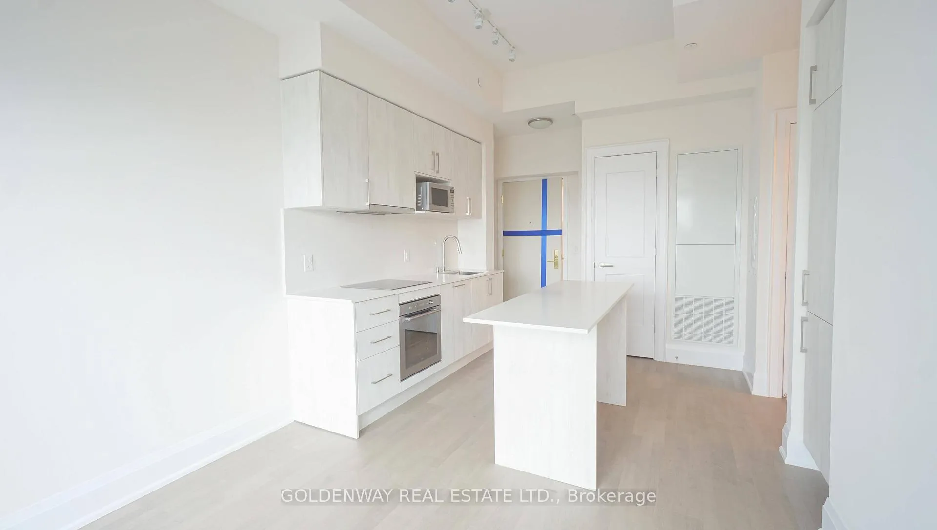 Photo 2 of Unit 2504, 88 Cumberland Street, Toronto, The Annex — HOMEH