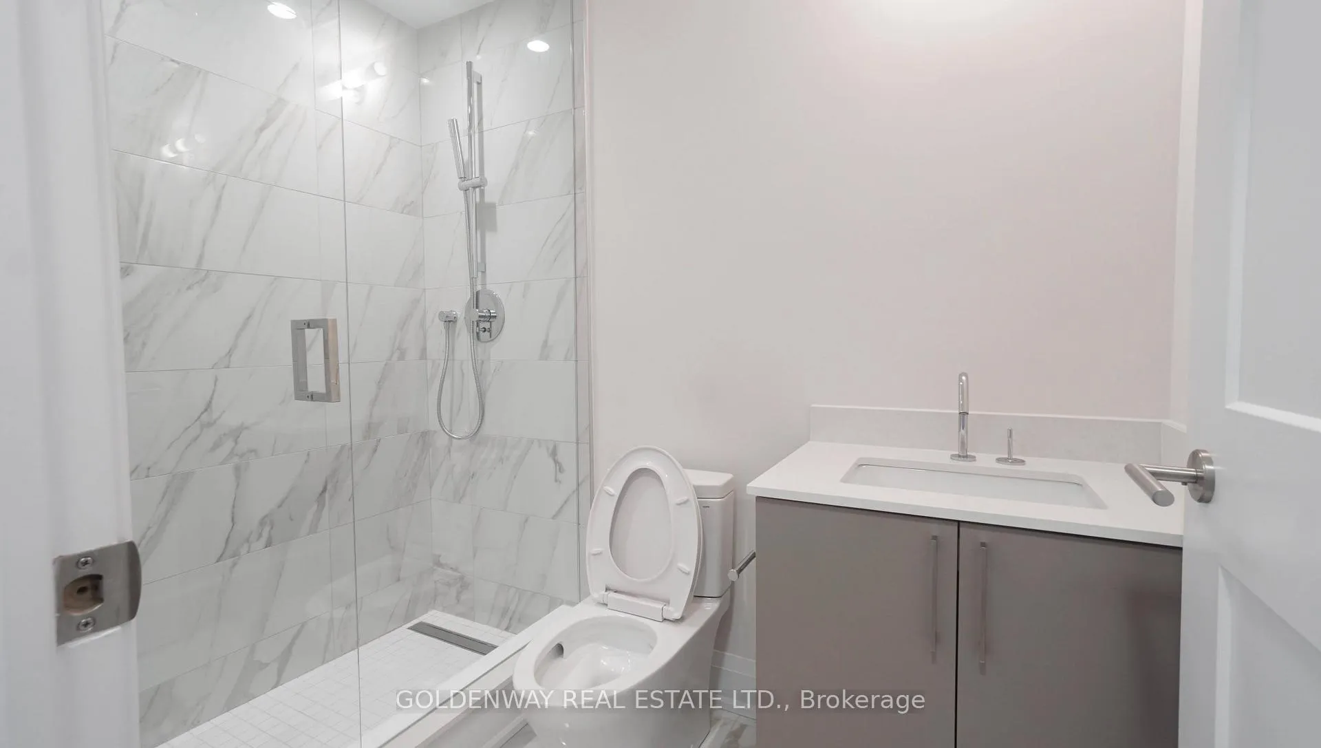 Photo 10 of Unit 2504, 88 Cumberland Street, Toronto, The Annex — HOMEH