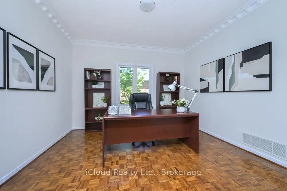 Photo 17 of 114 Kenpark Avenue, Brampton, Snelgrove — HOMEH