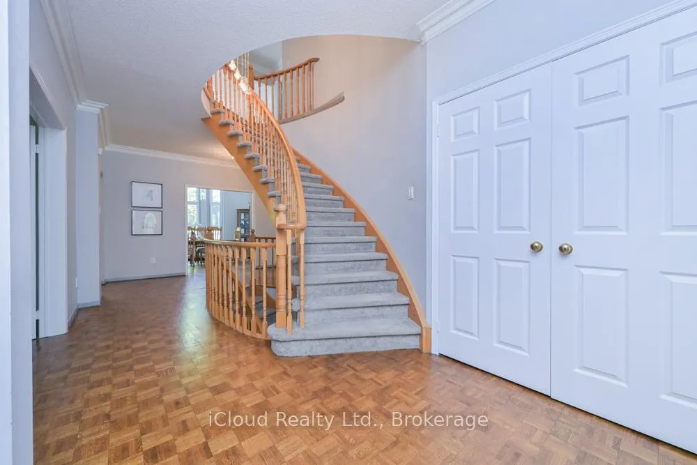 Photo 20 of 114 Kenpark Avenue, Brampton, Snelgrove — HOMEH