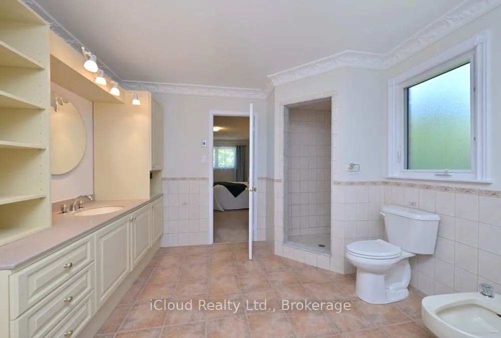 Photo 25 of 114 Kenpark Avenue, Brampton, Snelgrove — HOMEH