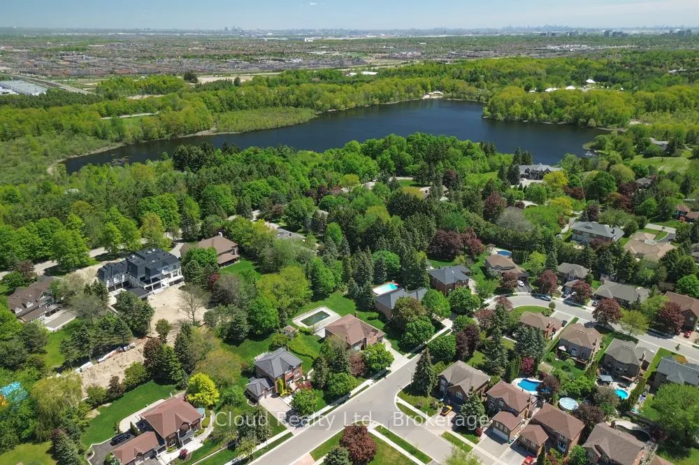 Photo 47 of 114 Kenpark Avenue, Brampton, Snelgrove — HOMEH