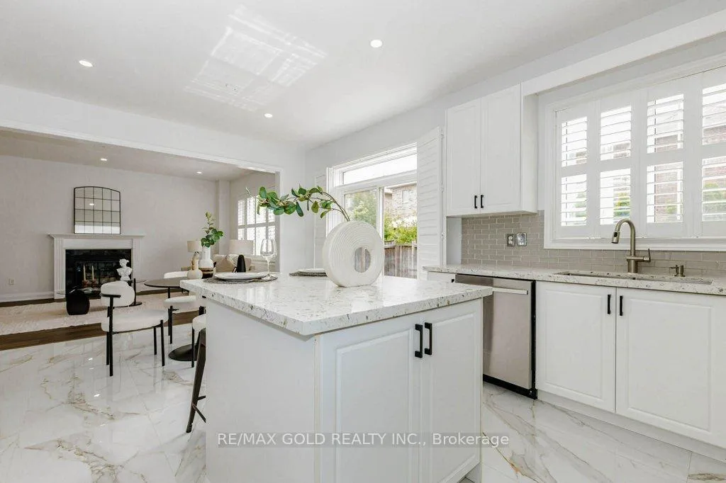 Photo 29 of 132 Mcknight Avenue, Hamilton, Waterdown — HOMEH