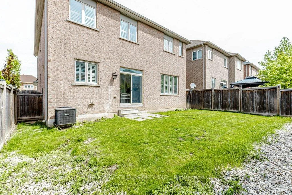 Photo 45 of 132 Mcknight Avenue, Hamilton, Waterdown — HOMEH