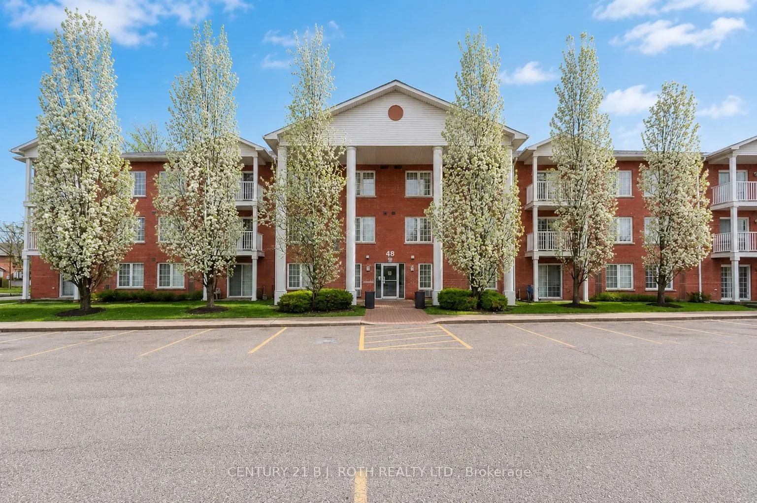 Photo 1 of Unit 114, 49 Jacobs Terrace, Barrie, Allandale — HOMEH