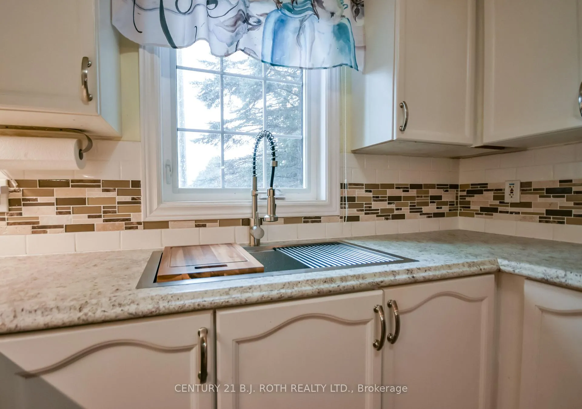 Photo 9 of Unit 114, 49 Jacobs Terrace, Barrie, Allandale — HOMEH