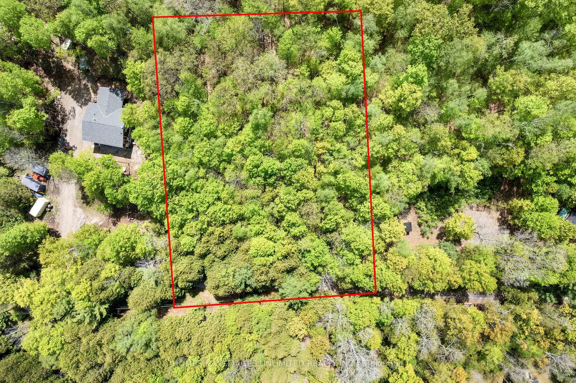 Photo 2 of 1039 Young Lane, Frontenac, Frontenac North — HOMEH
