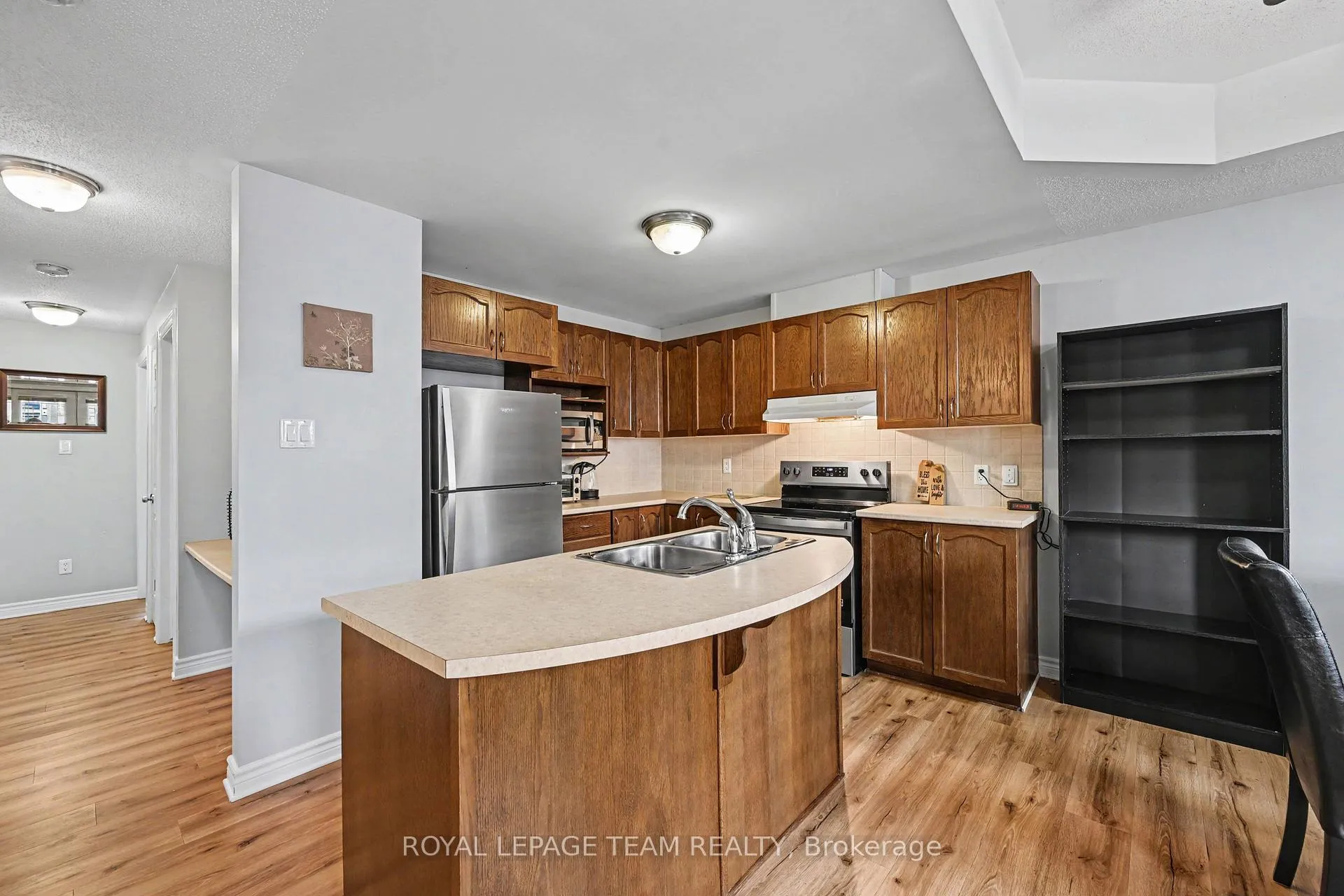 Photo 7 of Unit 1, 304 Paseo Private, Ottawa, Centrepointe — HOMEH