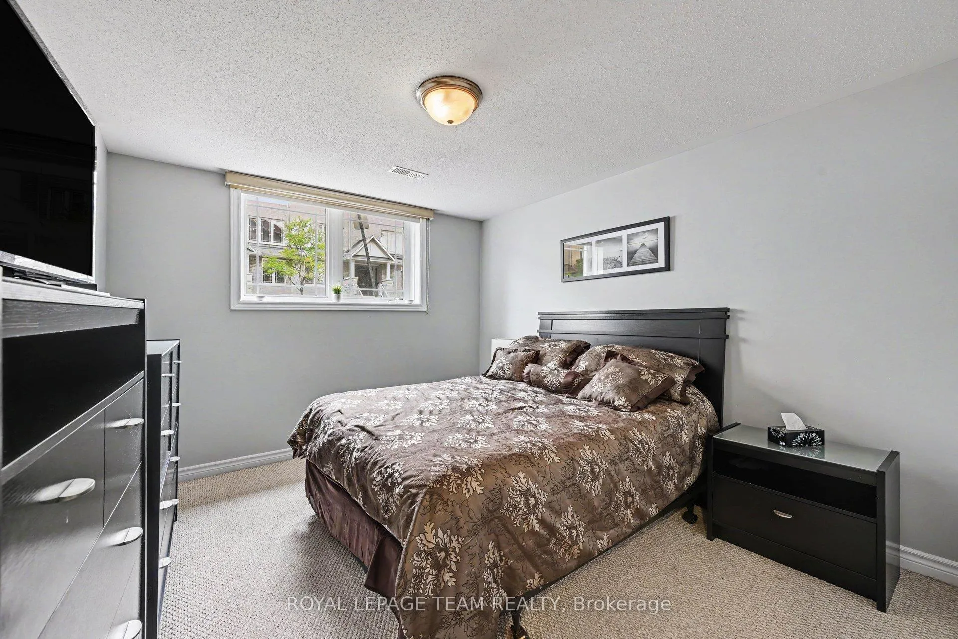 Photo 13 of Unit 1, 304 Paseo Private, Ottawa, Centrepointe — HOMEH