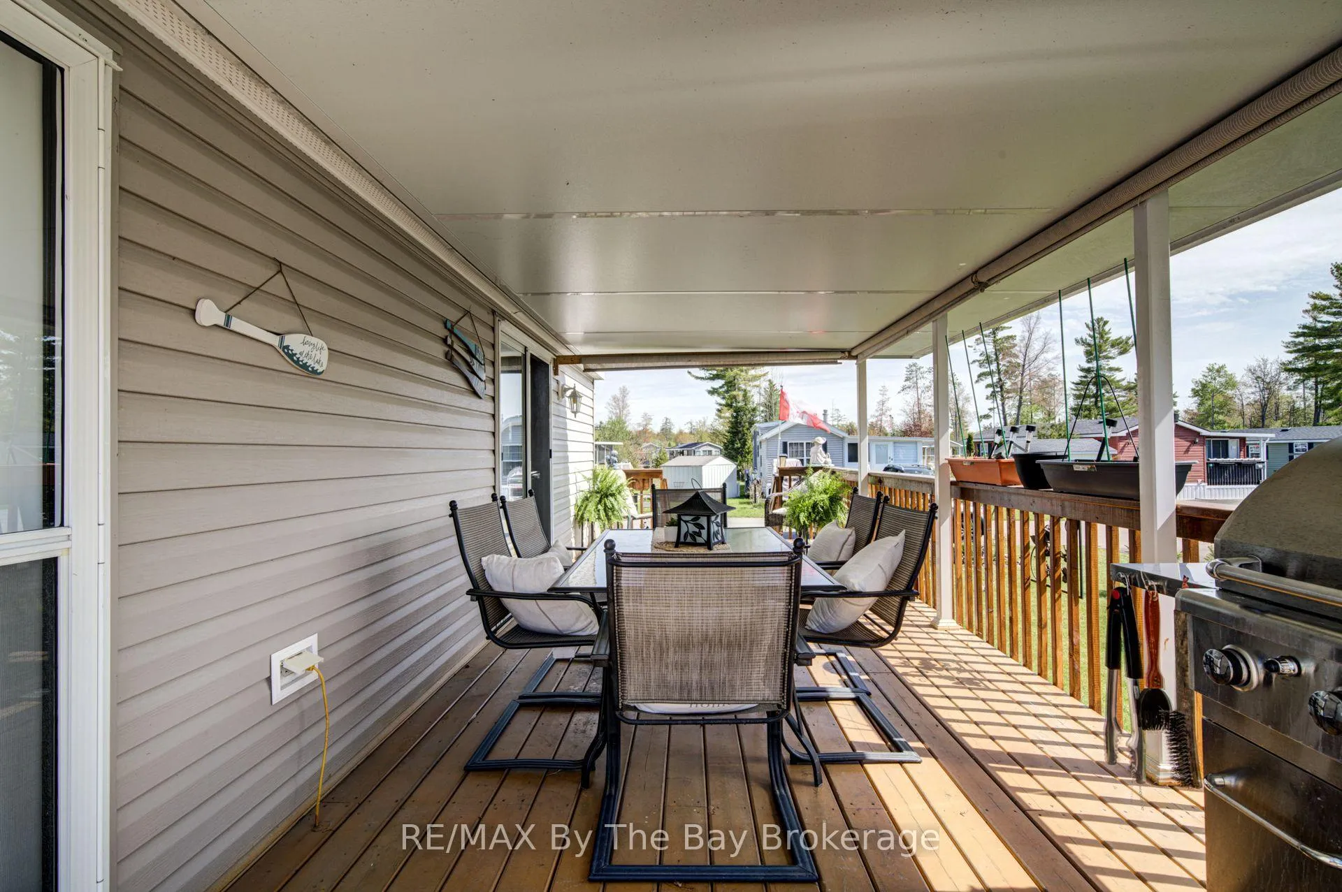 Photo 24 of 14 Kenora Trail, Wasaga Beach — HOMEH