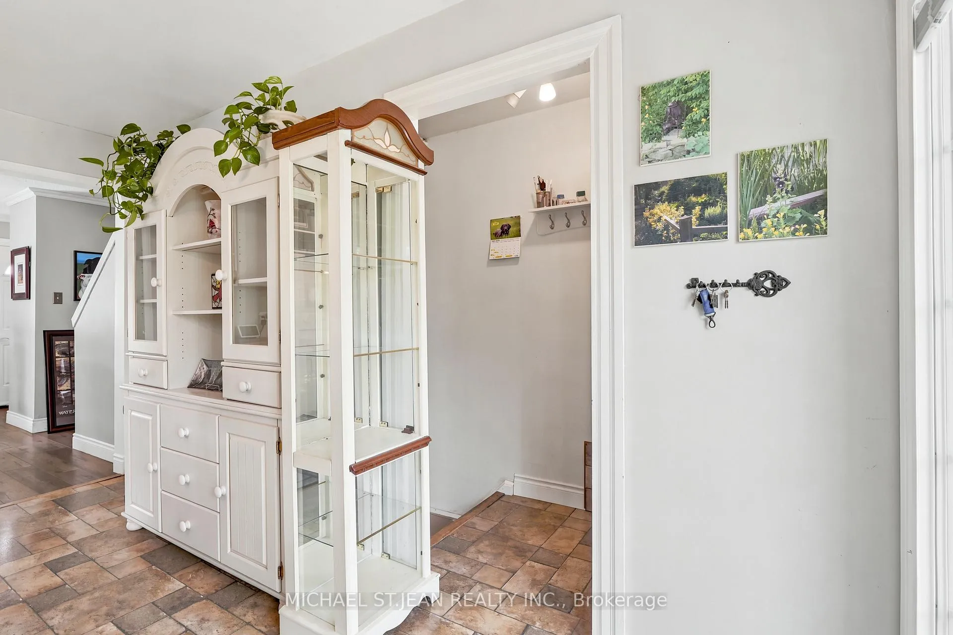 Photo 26 of 144 Bellingham Drive, Hamilton, Lawfield — HOMEH