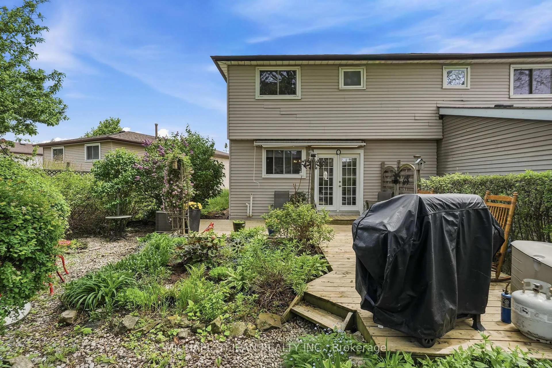 Photo 33 of 144 Bellingham Drive, Hamilton, Lawfield — HOMEH