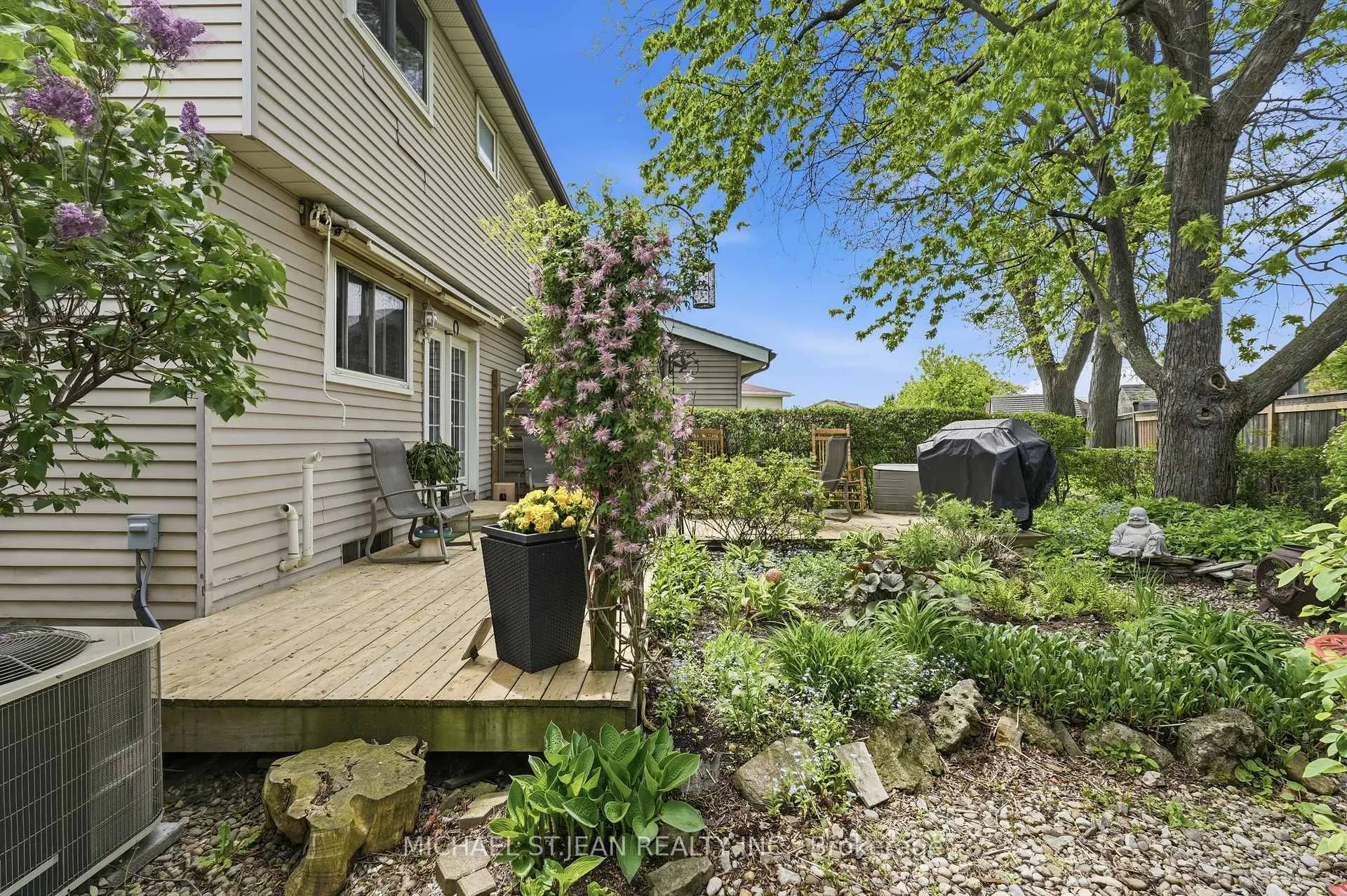 Photo 35 of 144 Bellingham Drive, Hamilton, Lawfield — HOMEH