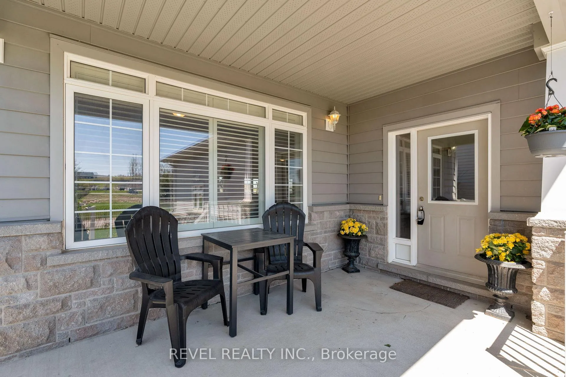 Photo 3 of 3123 Stone Ridge Boulevard, Orillia — HOMEH
