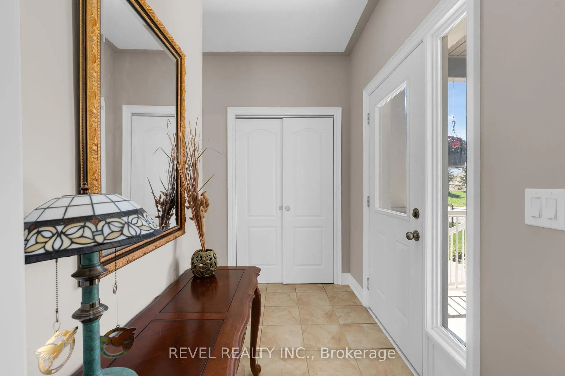 Photo 4 of 3123 Stone Ridge Boulevard, Orillia — HOMEH