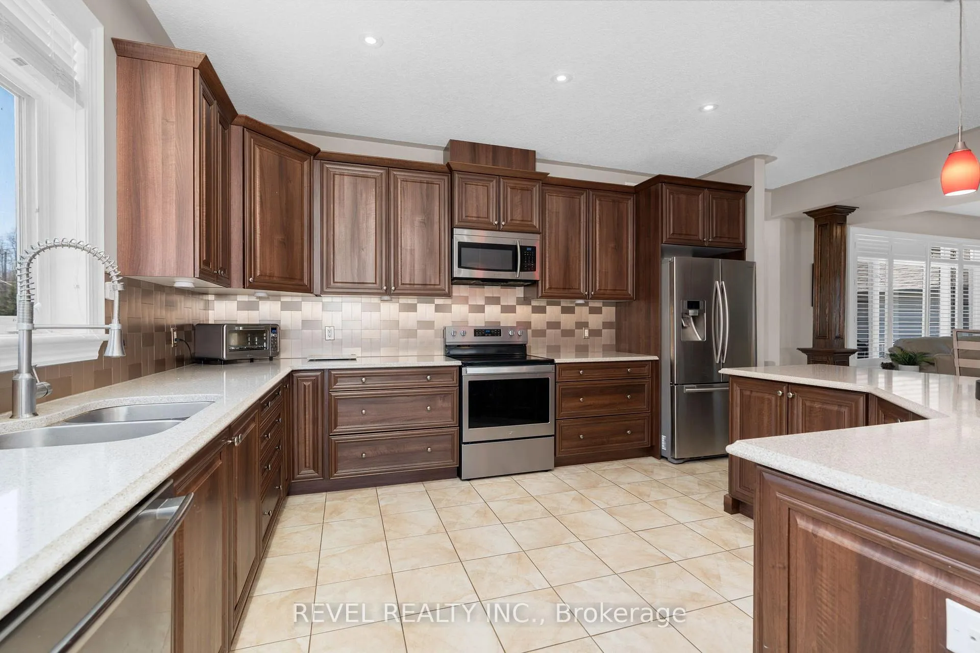 Photo 9 of 3123 Stone Ridge Boulevard, Orillia — HOMEH