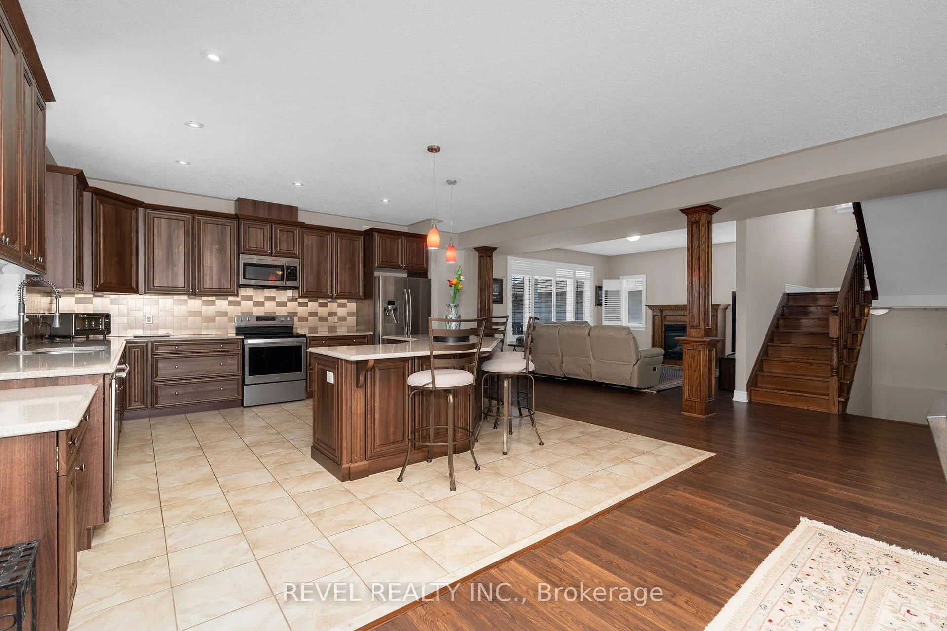 Photo 13 of 3123 Stone Ridge Boulevard, Orillia — HOMEH