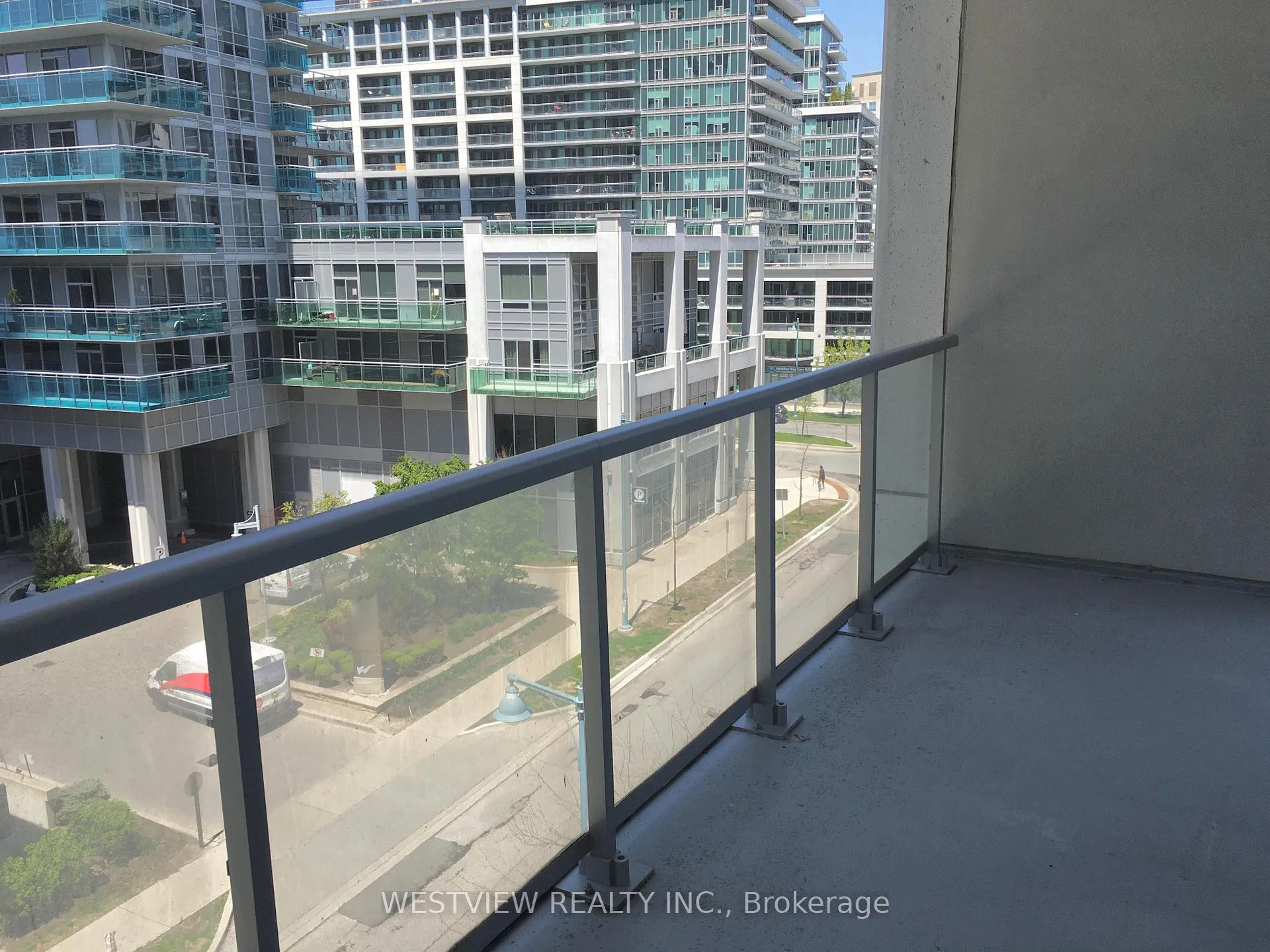 Photo 3 of Unit 431, 80 Marine Parade Drive, Etobicoke, Mimico — HOMEH