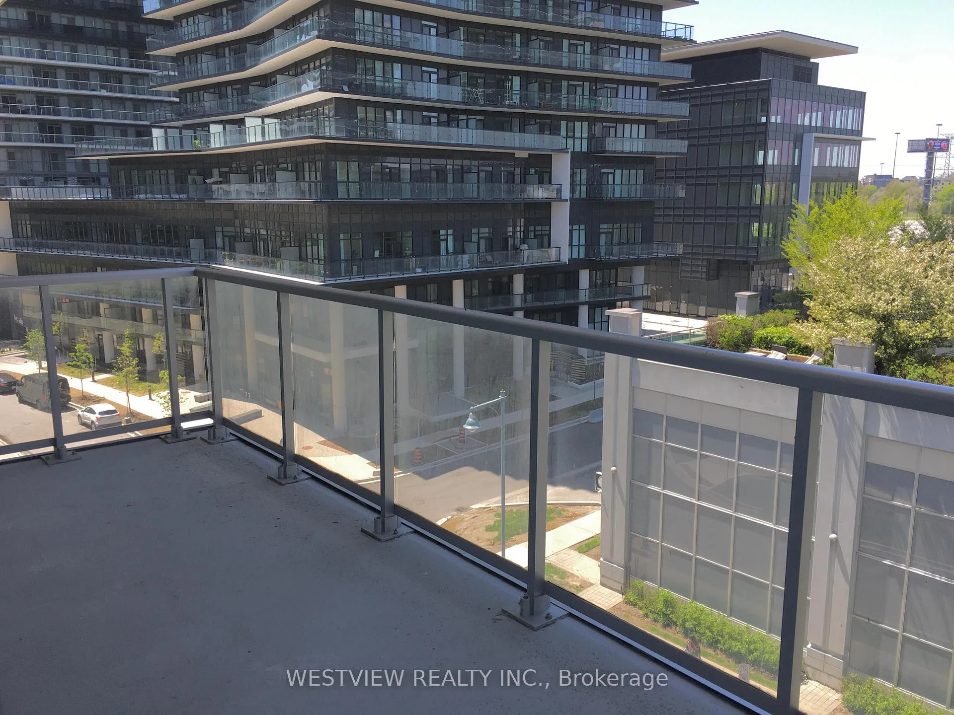 Photo 4 of Unit 431, 80 Marine Parade Drive, Etobicoke, Mimico — HOMEH