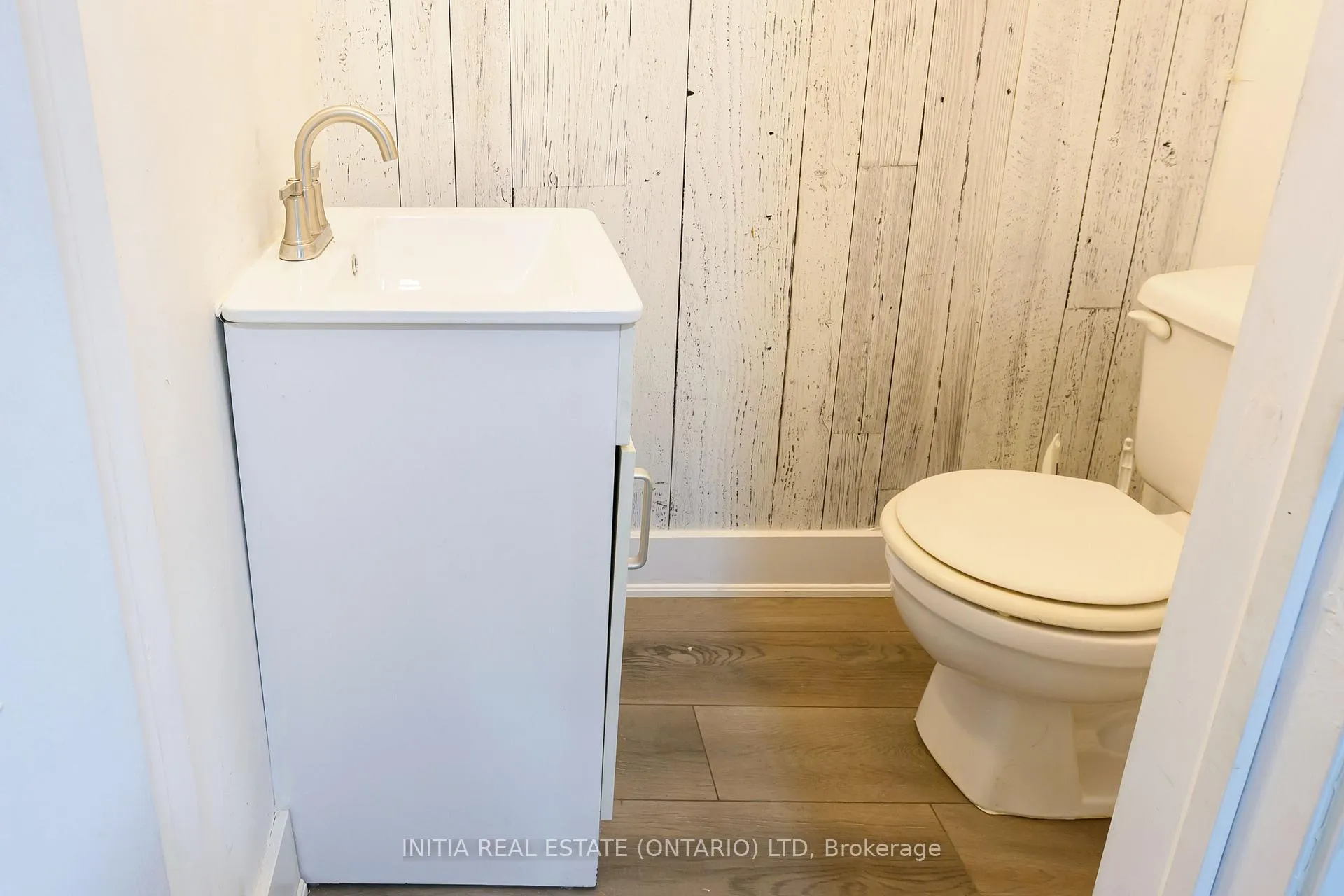 Photo 5 of 28 Chiddington Gate S, London, South R — HOMEH