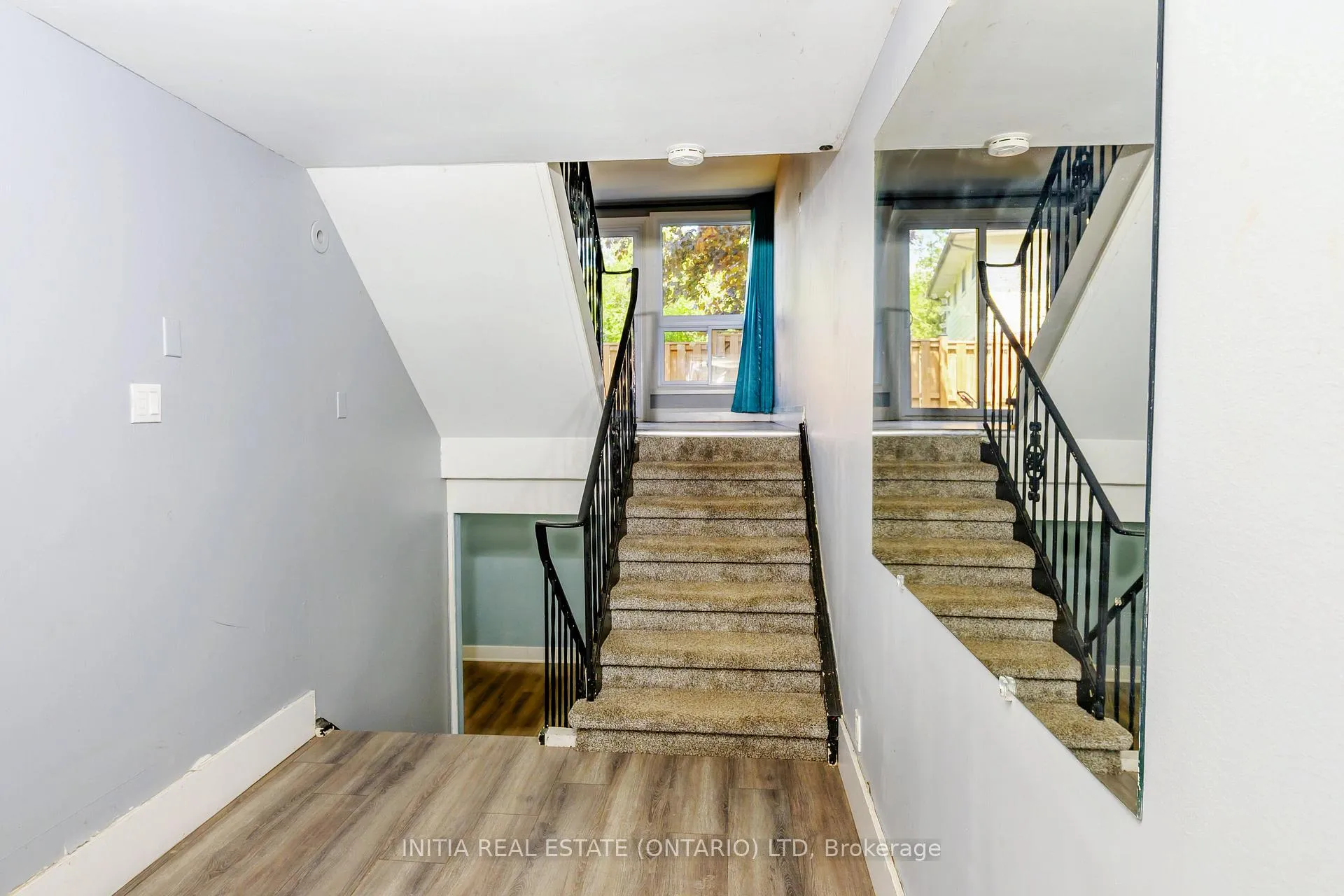 Photo 7 of 28 Chiddington Gate S, London, South R — HOMEH