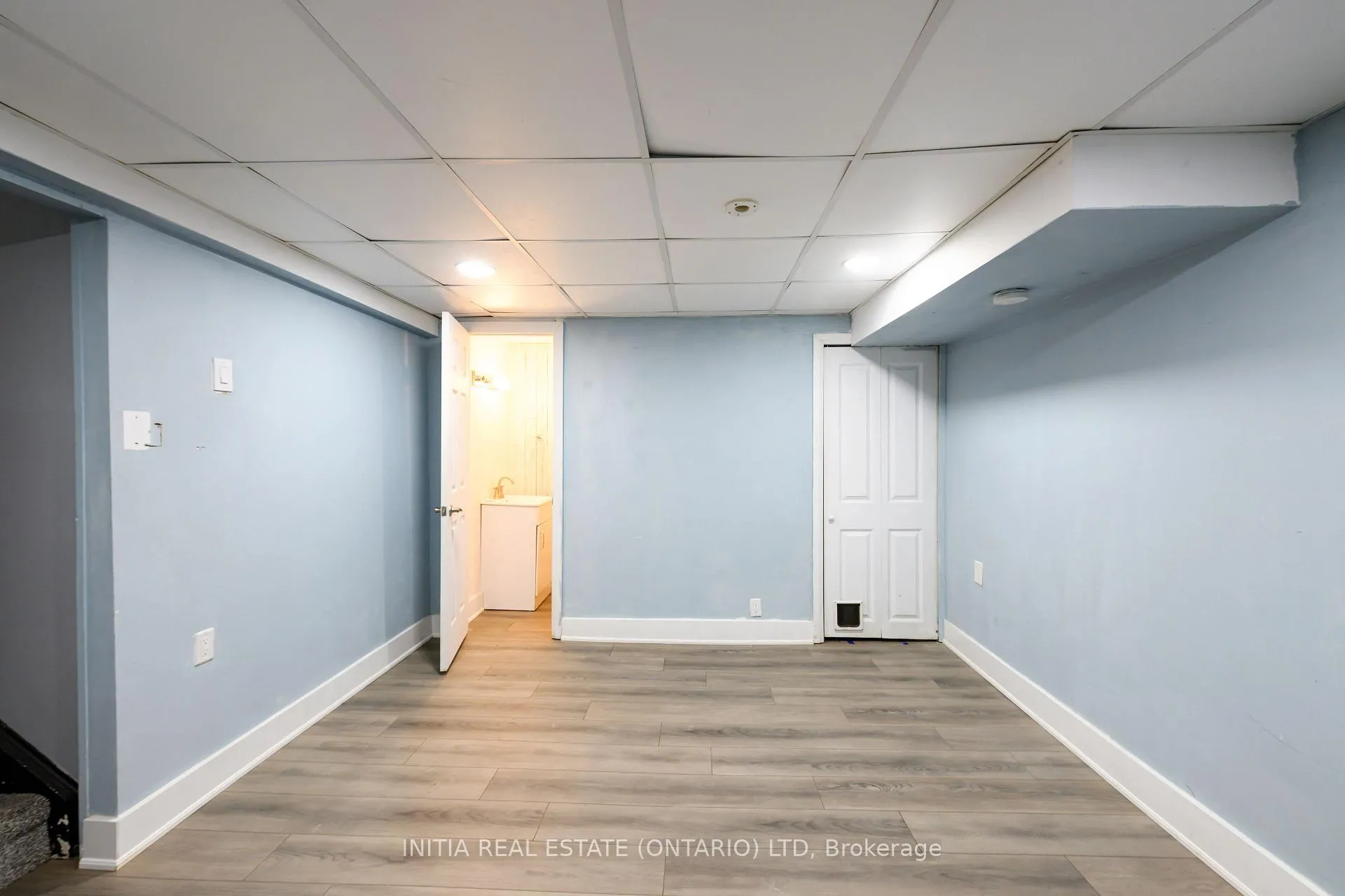 Photo 12 of 28 Chiddington Gate S, London, South R — HOMEH