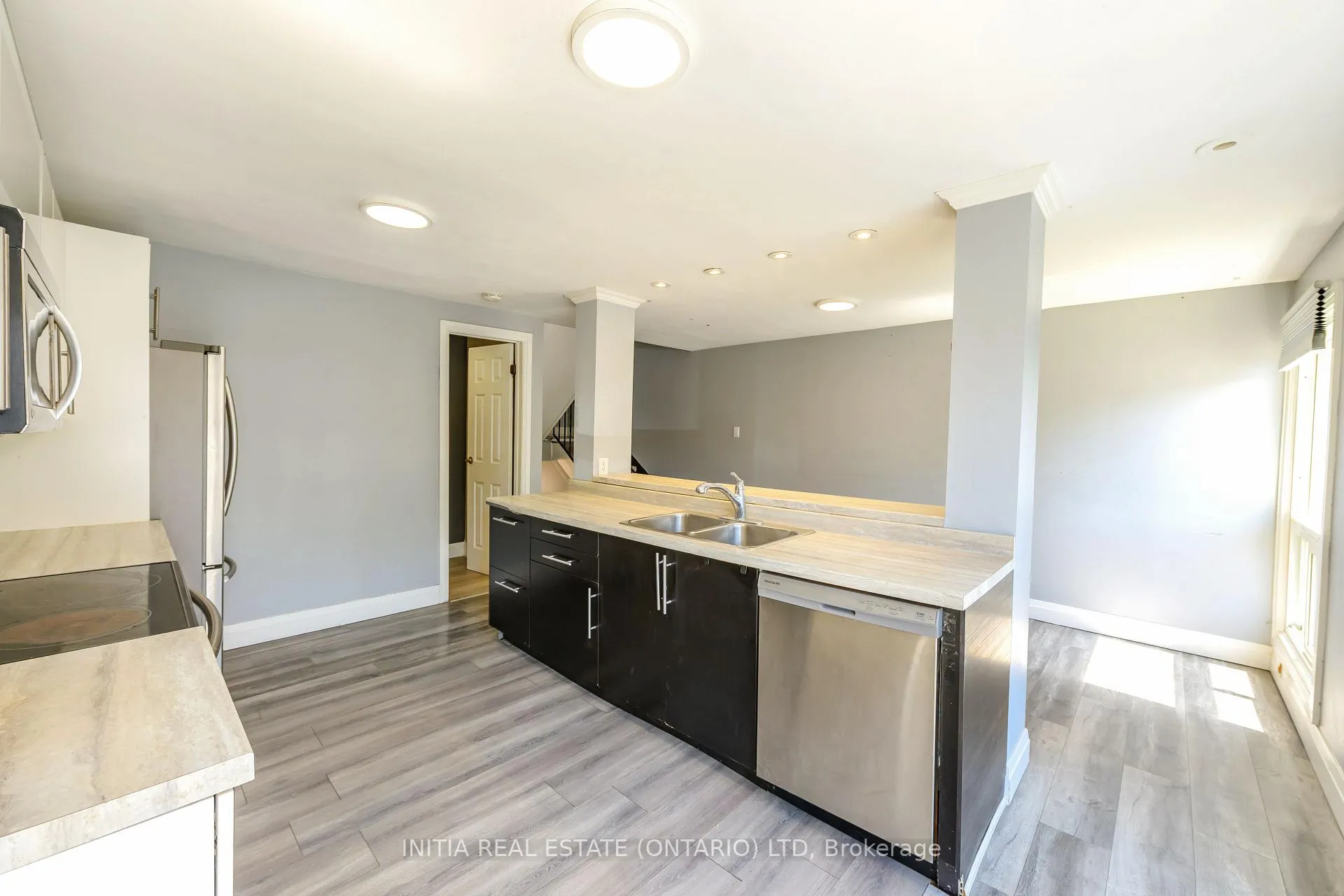 Photo 17 of 28 Chiddington Gate S, London, South R — HOMEH