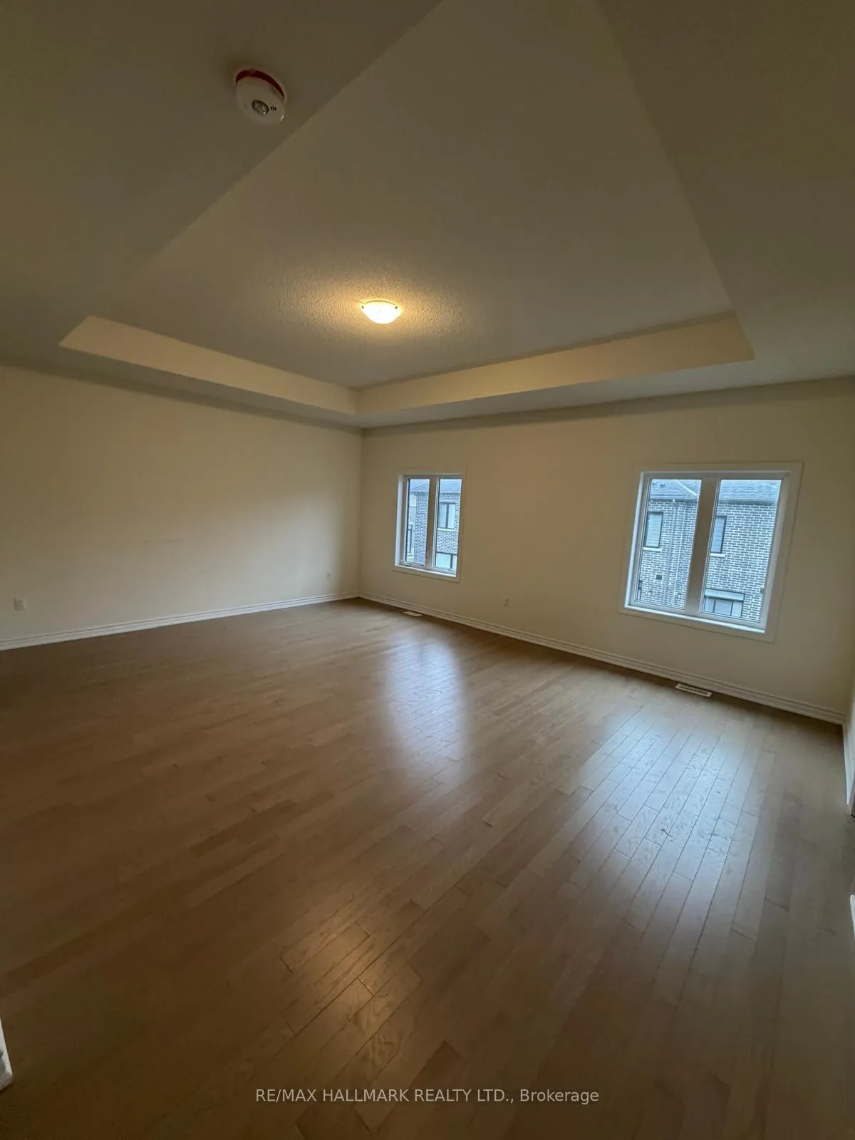 Photo 15 of 112 Weslock Crescent, Aurora, Bayview Northeast — HOMEH