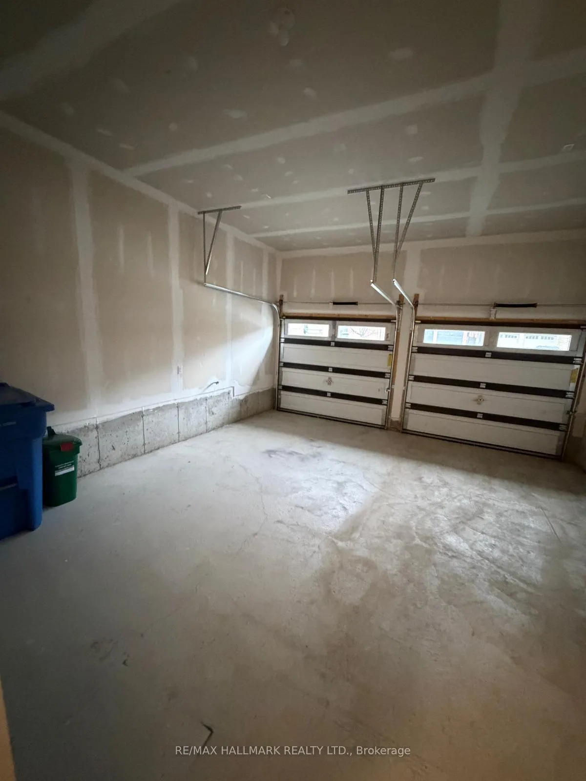 Photo 19 of 112 Weslock Crescent, Aurora, Bayview Northeast — HOMEH
