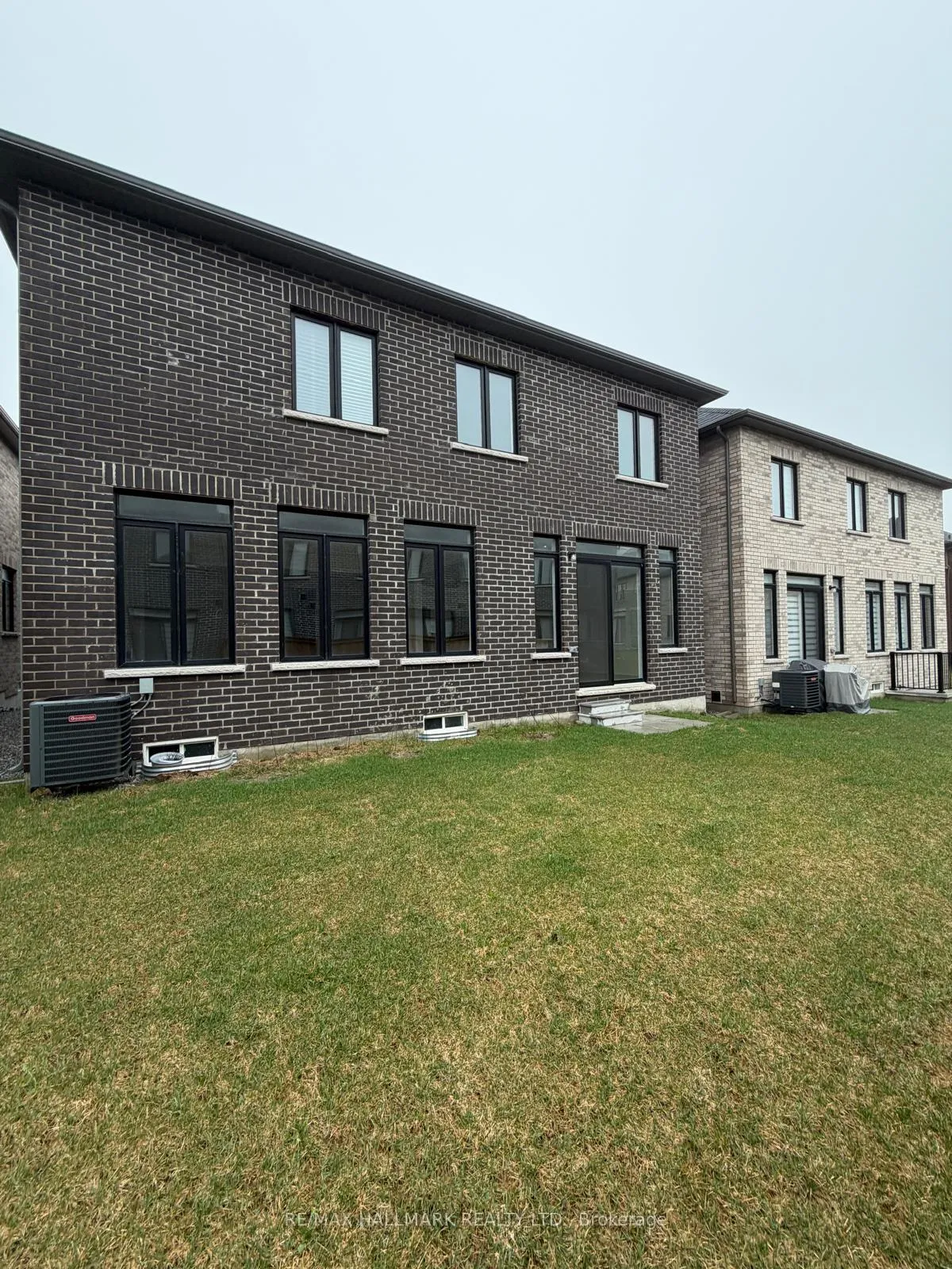 Photo 21 of 112 Weslock Crescent, Aurora, Bayview Northeast — HOMEH