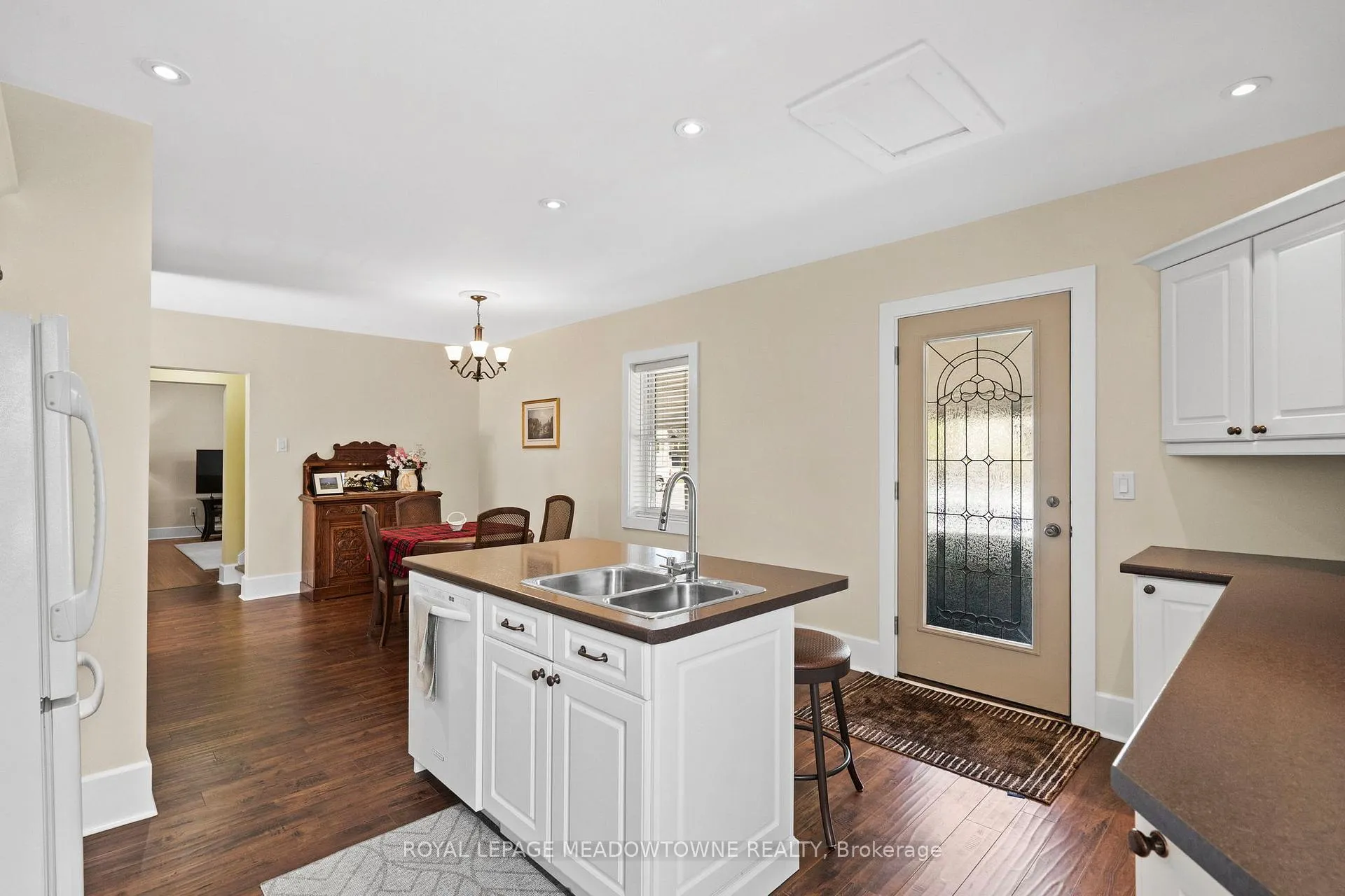Photo 5 of 272 Pine Street, Milton, Old Milton — HOMEH