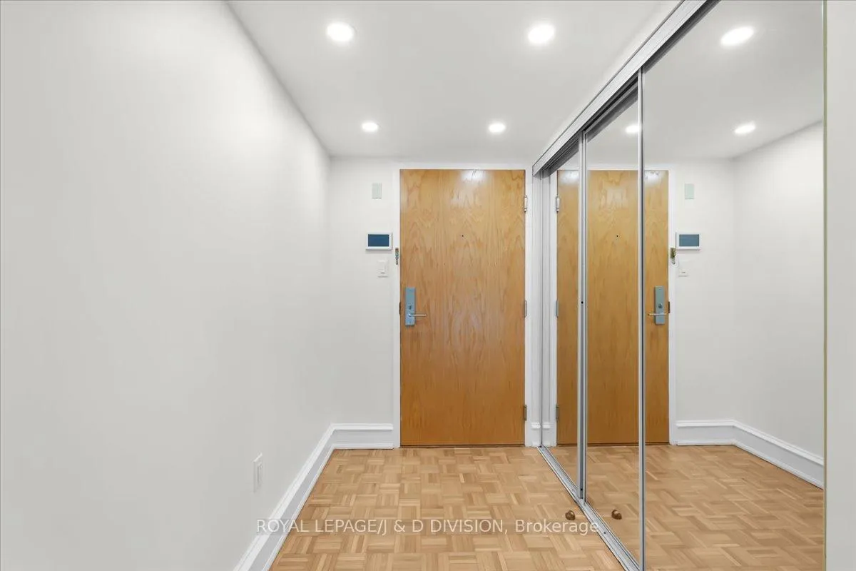 Photo 4 of Unit 424, 80 Front Street E, Toronto, Church-Yonge Corridor — HOMEH