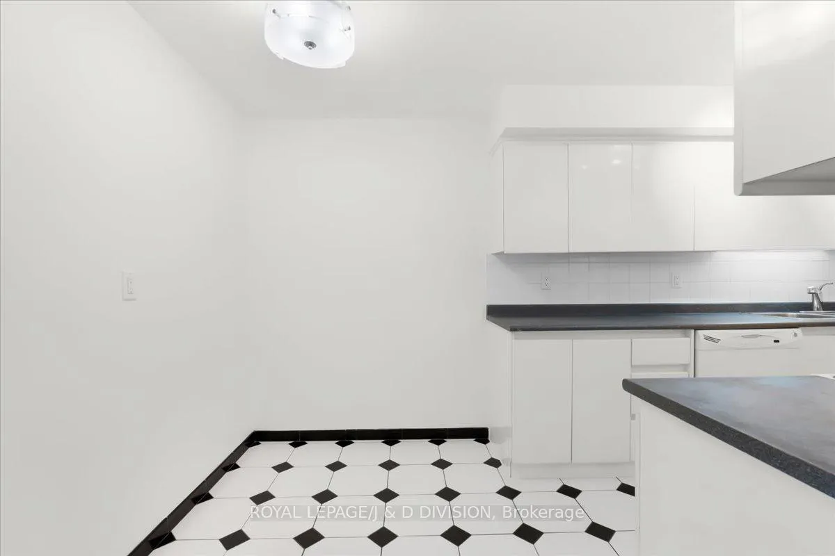 Photo 6 of Unit 424, 80 Front Street E, Toronto, Church-Yonge Corridor — HOMEH