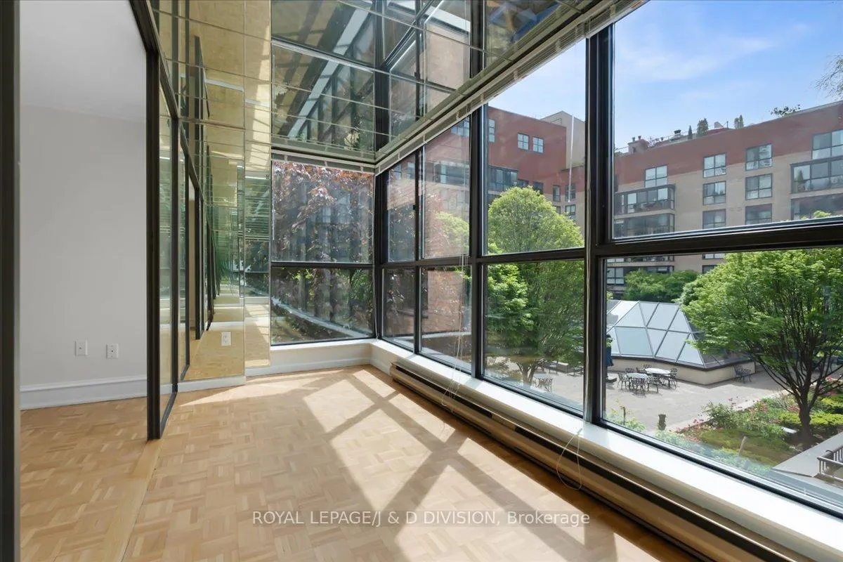 Photo 14 of Unit 424, 80 Front Street E, Toronto, Church-Yonge Corridor — HOMEH