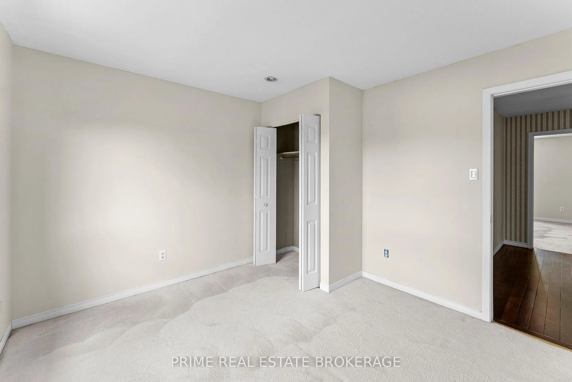 Photo 26 of 315 Everglade Crescent, London, North P — HOMEH