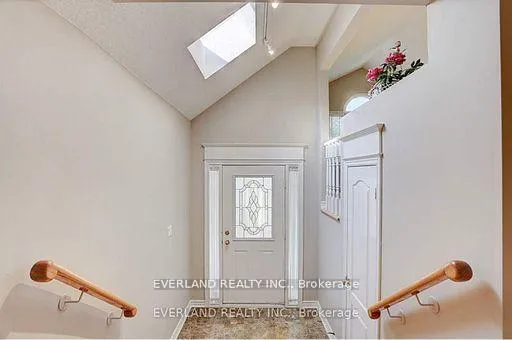Photo 2 of Unit 1&2 Floor, 116 Redondo Drive, Vaughan, Beverley Glen — HOMEH