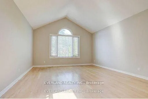 Photo 5 of Unit 1&2 Floor, 116 Redondo Drive, Vaughan, Beverley Glen — HOMEH