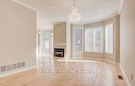 Photo 8 of Unit 1&2 Floor, 116 Redondo Drive, Vaughan, Beverley Glen — HOMEH