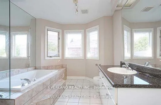 Photo 10 of Unit 1&2 Floor, 116 Redondo Drive, Vaughan, Beverley Glen — HOMEH
