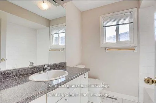Photo 12 of Unit 1&2 Floor, 116 Redondo Drive, Vaughan, Beverley Glen — HOMEH