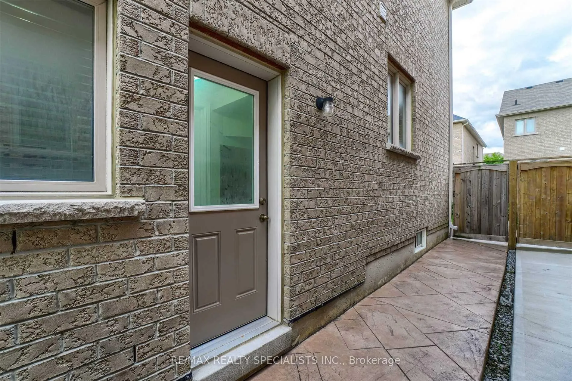 Photo 2 of Unit BSMT, 88 Natronia Trail, Brampton, Bram East — HOMEH
