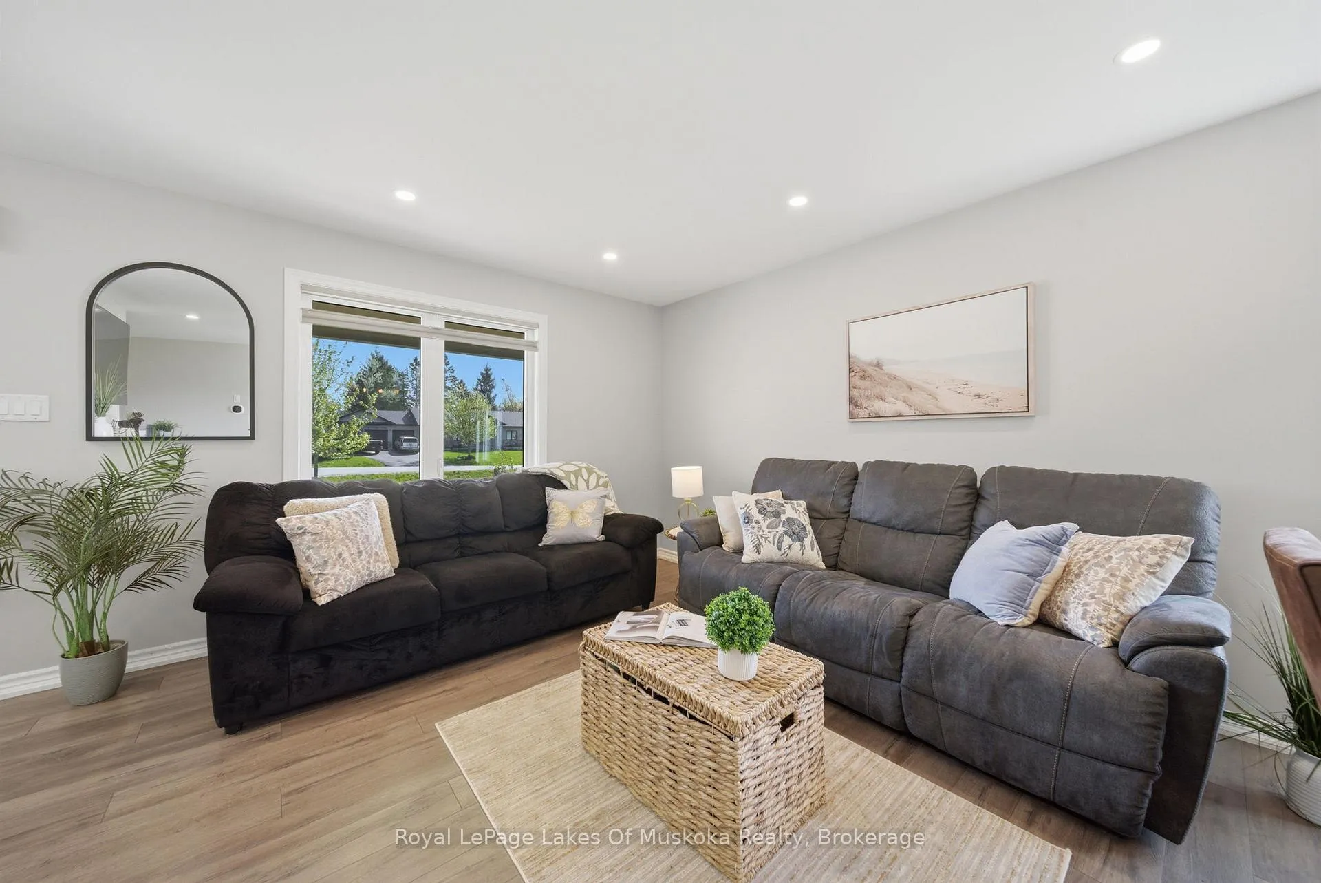 Photo 9 of 4 Keyzer Drive, Oro-Medonte, Warminster — HOMEH