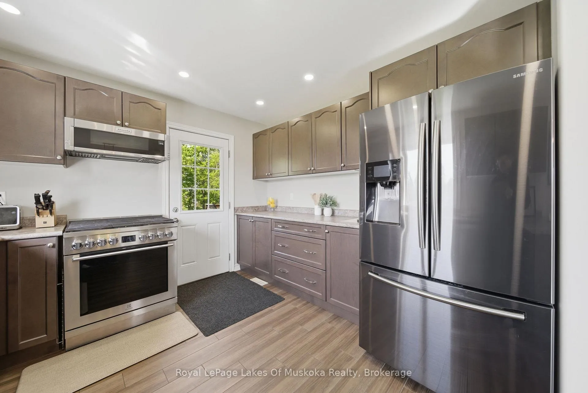 Photo 15 of 4 Keyzer Drive, Oro-Medonte, Warminster — HOMEH
