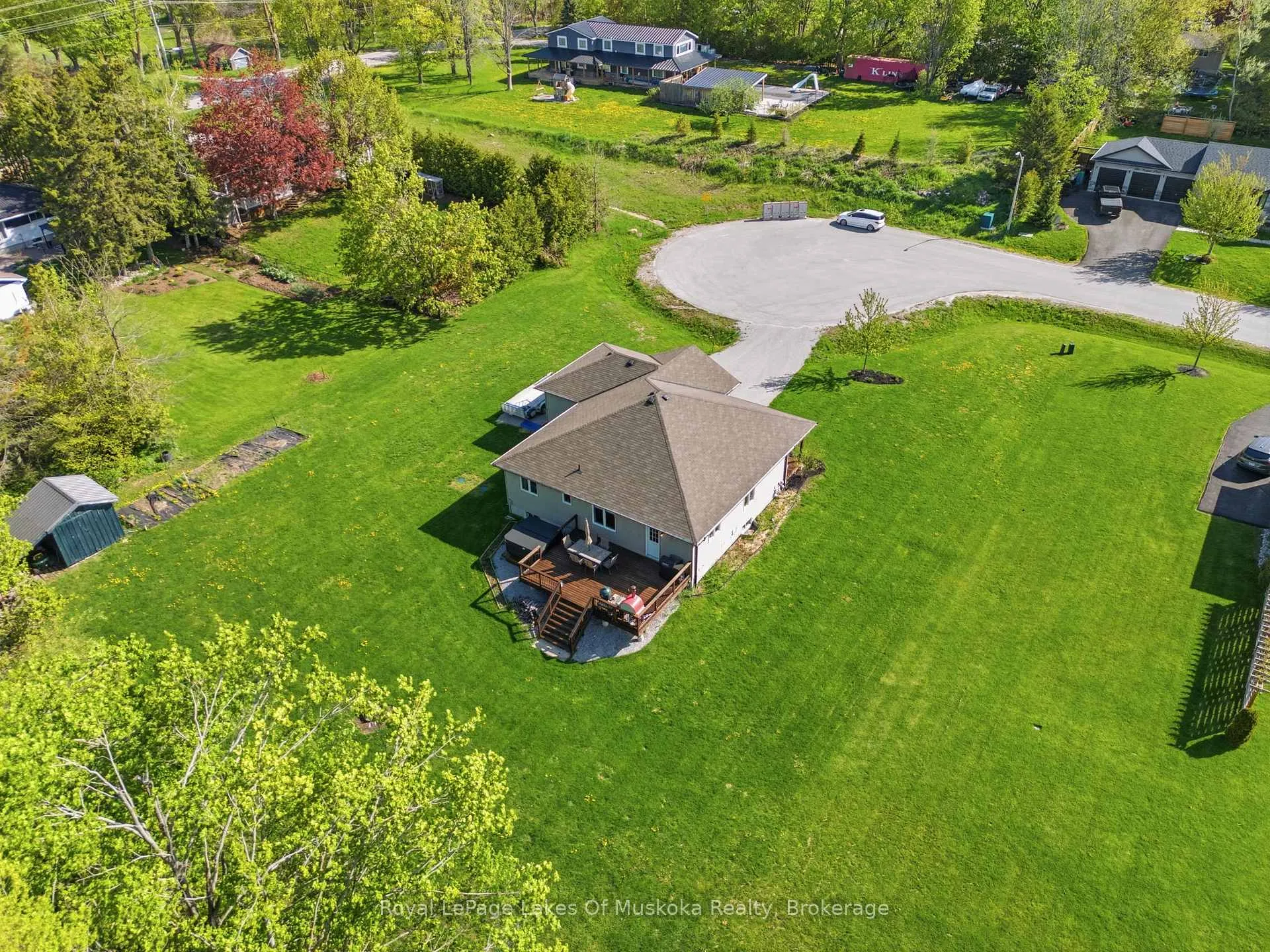 Photo 38 of 4 Keyzer Drive, Oro-Medonte, Warminster — HOMEH