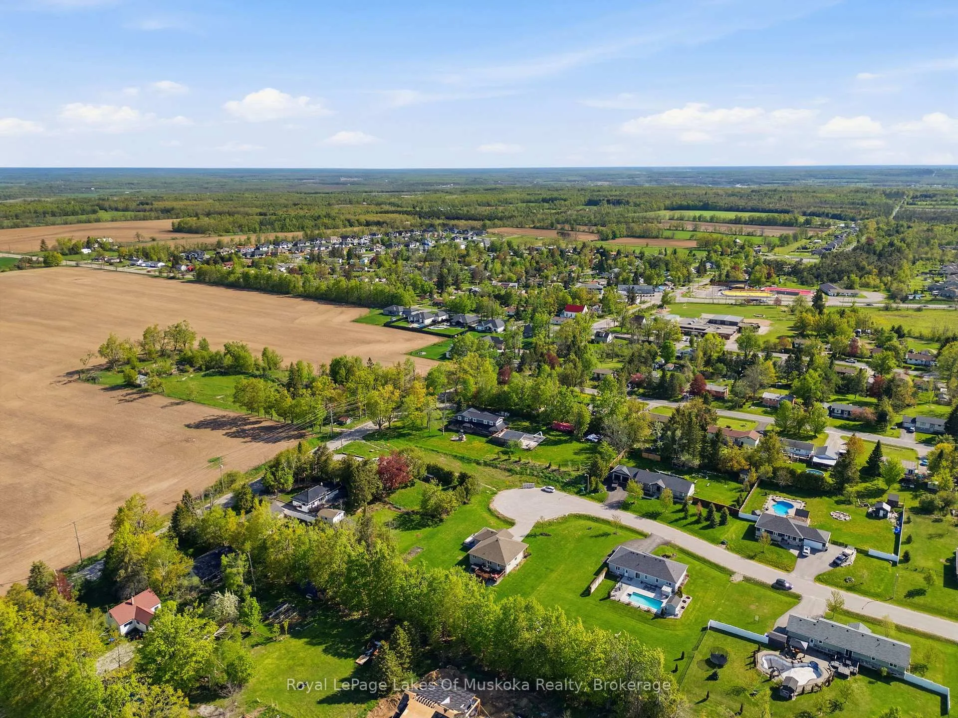 Photo 40 of 4 Keyzer Drive, Oro-Medonte, Warminster — HOMEH