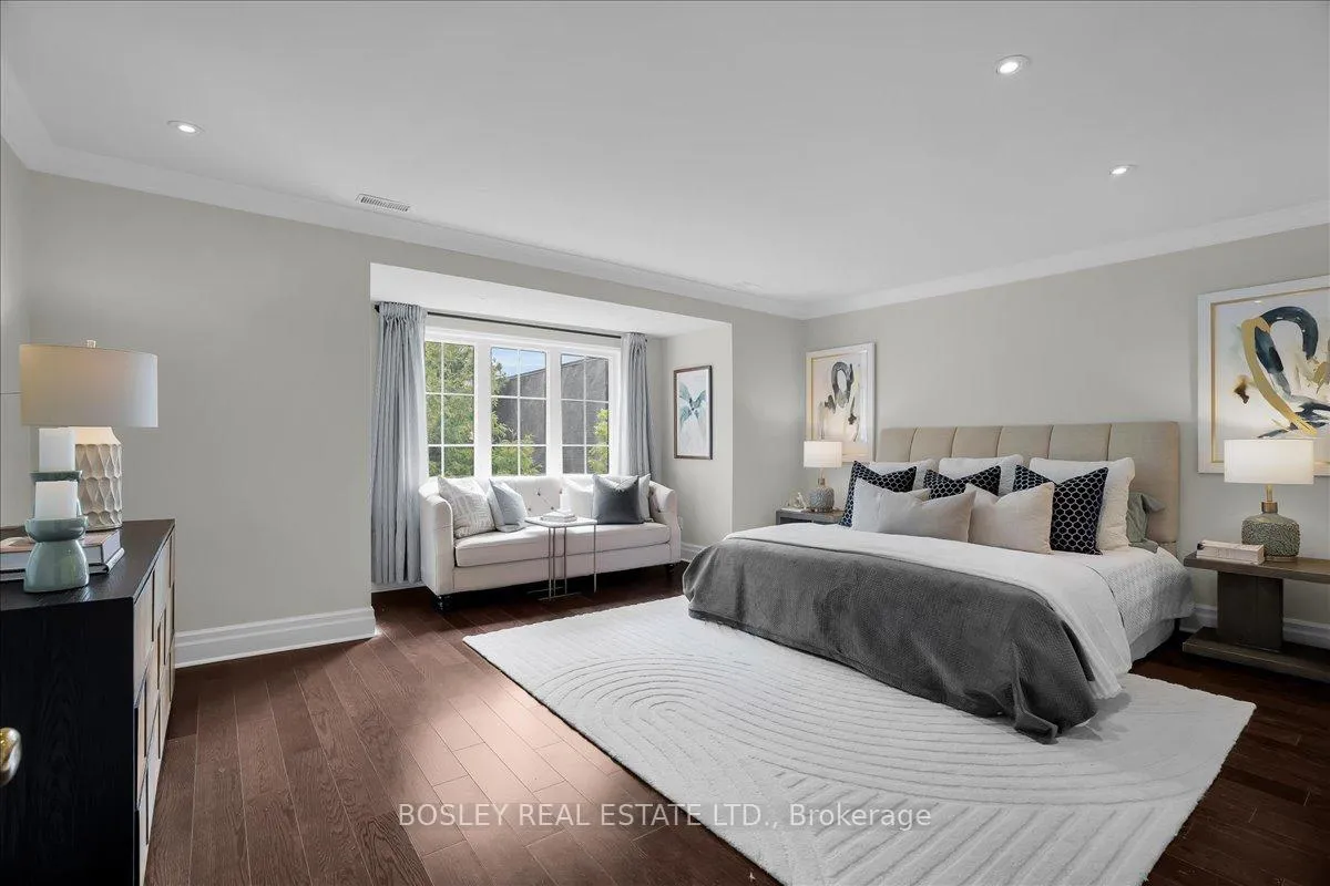 Photo 15 of 3 Shorncliffe Avenue, Toronto, Casa Loma — HOMEH